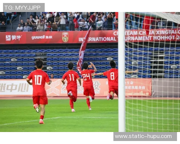 探索北京足球实体店的魅力与特色体验,尽享足球文化的乐趣与激情 探索北京足球实体店的魅力与特色体验,尽享足球文化的乐趣与激情