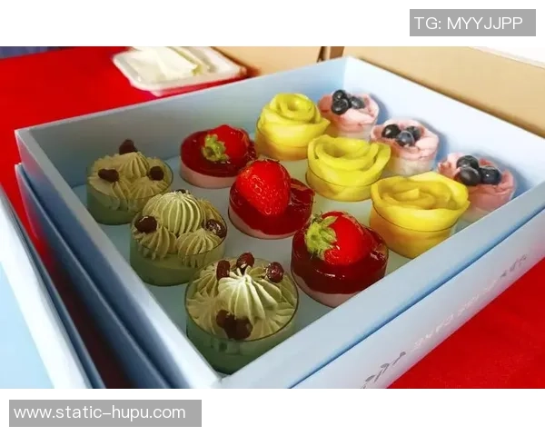 新奇创意足球蛋糕点燃派对气氛让每一口都充满激情与快乐 新奇创意足球蛋糕点燃派对气氛让每一口都充满激情与快乐